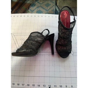 Women's Unbranded Black Lace Peep Toe Heels Size 8 with Red Insole